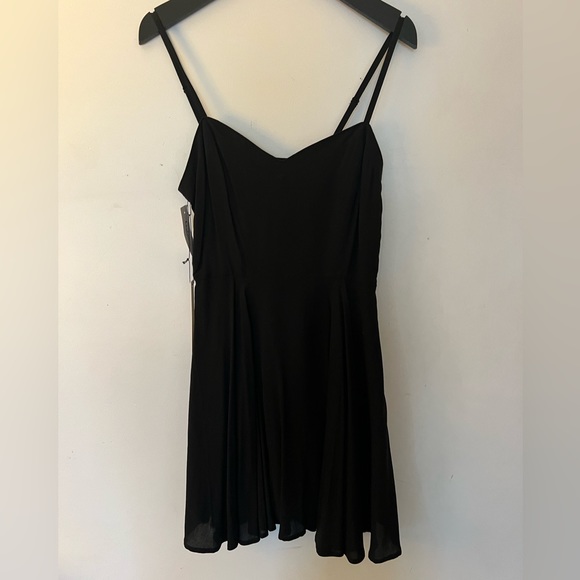 Black Lipinski ARITZIA Dress size 2 WITH TAGS - Picture 2 of 3